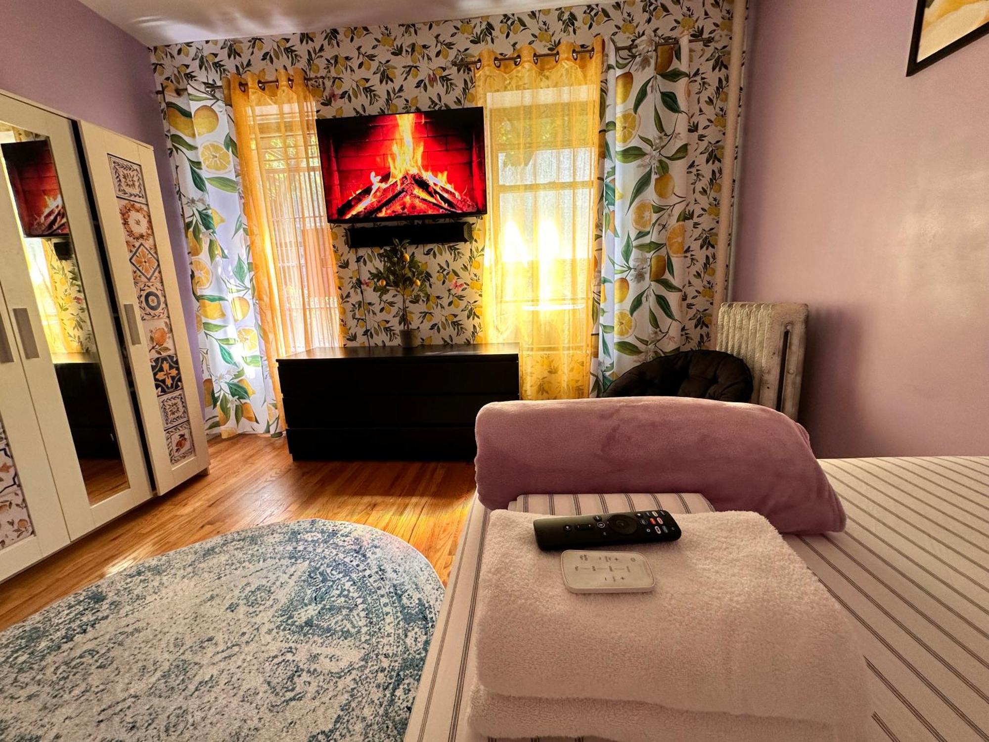 Lavender Queen Bright & Peaceful In Harlem Apartamento *
